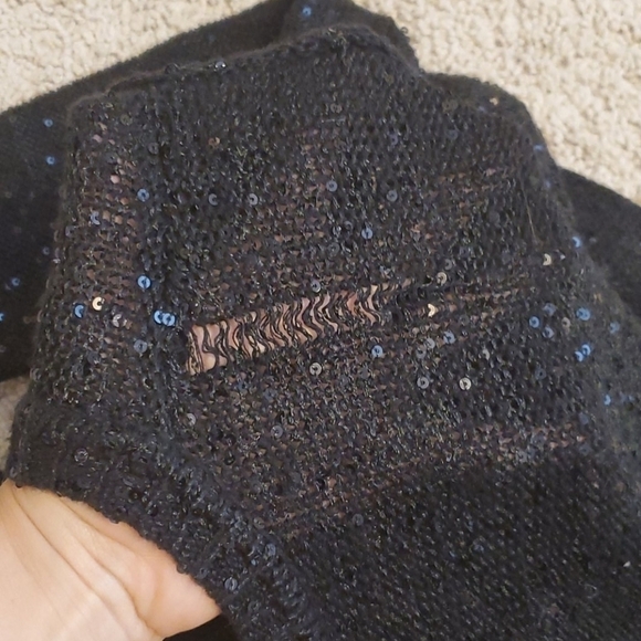 Jones NY sequin Yarn V neck sweater top - Picture 6 of 9